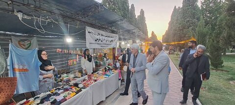 بازدید مدیر کل بهزیستی فارس و هئیت همراه از نمایشگاه دستاوردهای جامعه هدف در بوستان جنت