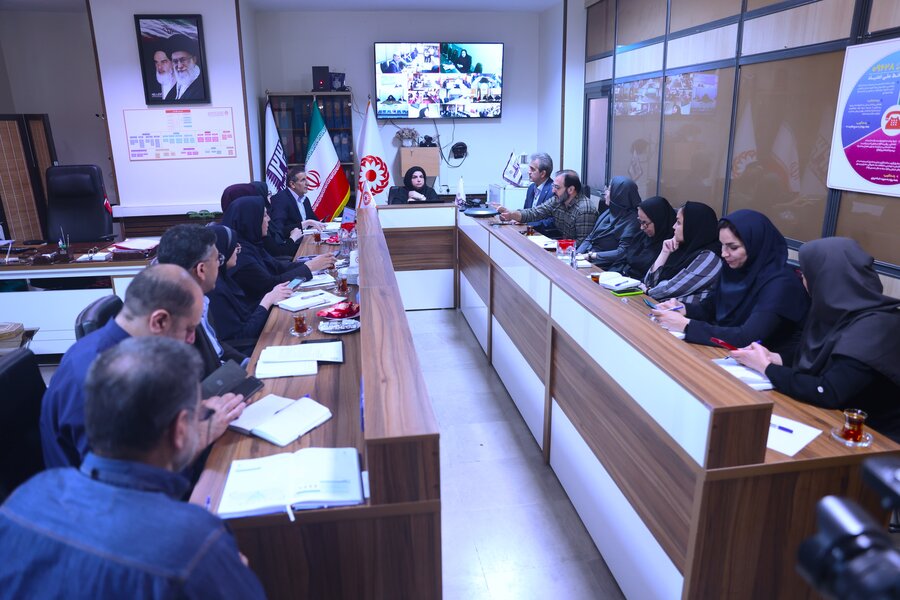 نشست تخصصی دفتر امور خانواده و بانوان با کارشناسان مسئول استان ها