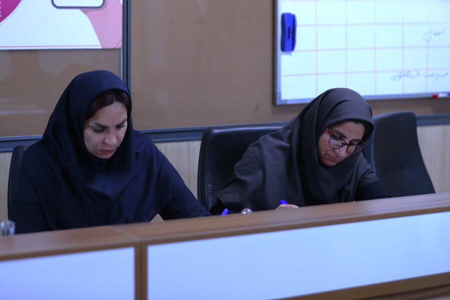 نشست تخصصی دفتر امور خانواده و بانوان با کارشناسان مسئول استان ها