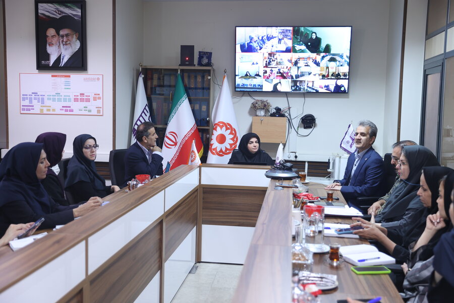 نشست تخصصی دفتر امور خانواده و بانوان با کارشناسان مسئول استان ها