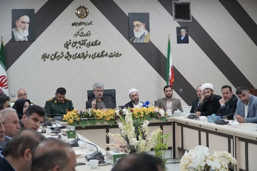 برگزاری اولین جلسه شورای اداری شهرستان مهاباد در سال ۱۴۰۴