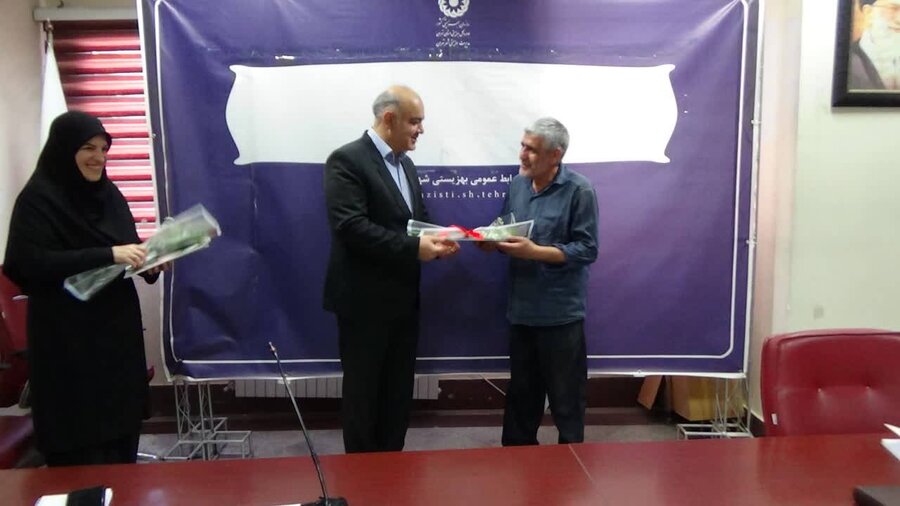 شهرستان تهران | تقدیر مدیر بهزیستی از نیروهای خدوم خدمات عمومی اداره