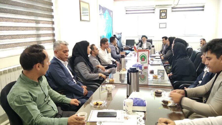 سروآباد| تجلیل بهزیستی از معلمان مدارس استثنایی