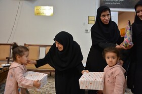 گزارش تصویری| کاشت نمادین نهال به نام مادر- فرزند
