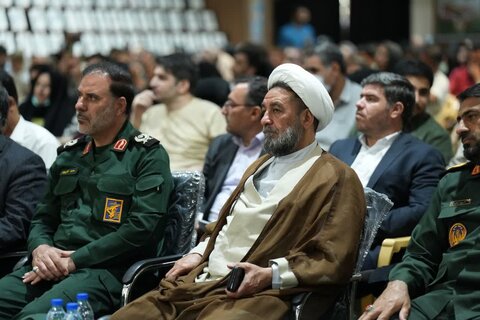 آئین اهدا 68 دستگاه ویلچر برقی به افراد دارای معلولیت در بهزیستی لرستان