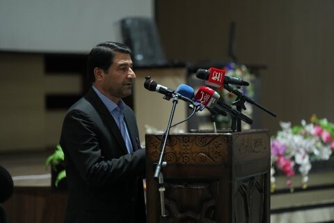 آئین اهدا 68 دستگاه ویلچر برقی به افراد دارای معلولیت در بهزیستی لرستان