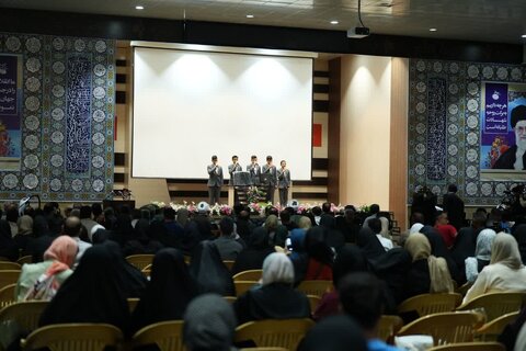 آئین اهدا 68 دستگاه ویلچر برقی به افراد دارای معلولیت در بهزیستی لرستان