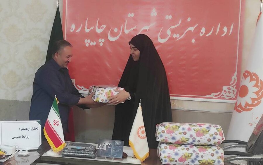 تقدیر رئیس بهزیستی چایپاره از کارشناس روابط عمومی