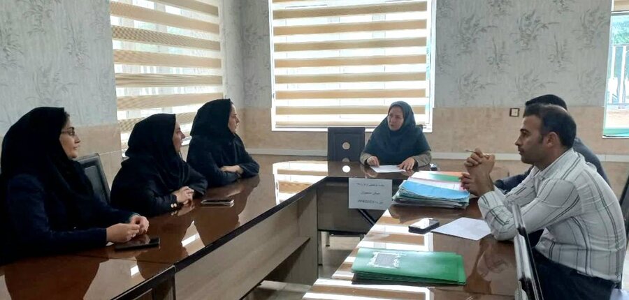 جلسه توجیهی دستورالعمل تسهیلات مسکن مددجویی برای کارشناسان و مددکاران مراکز مثبت زندگی شهرستان پلدشت