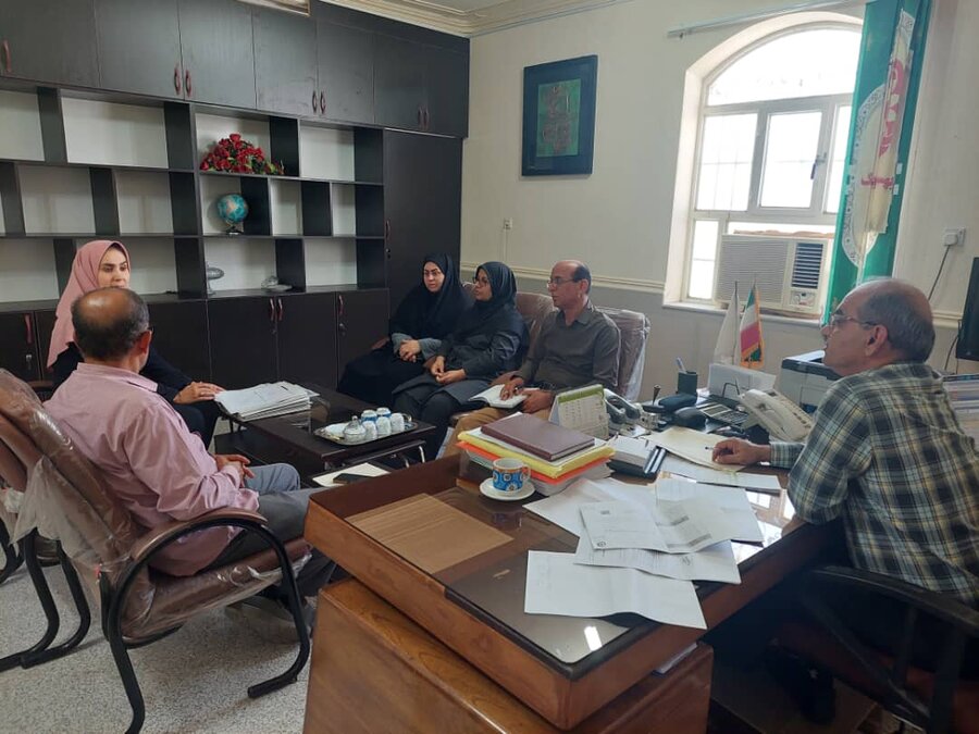 بستک | بررسی پرونده های اشتغال در کمیته کاریابی بستک  
