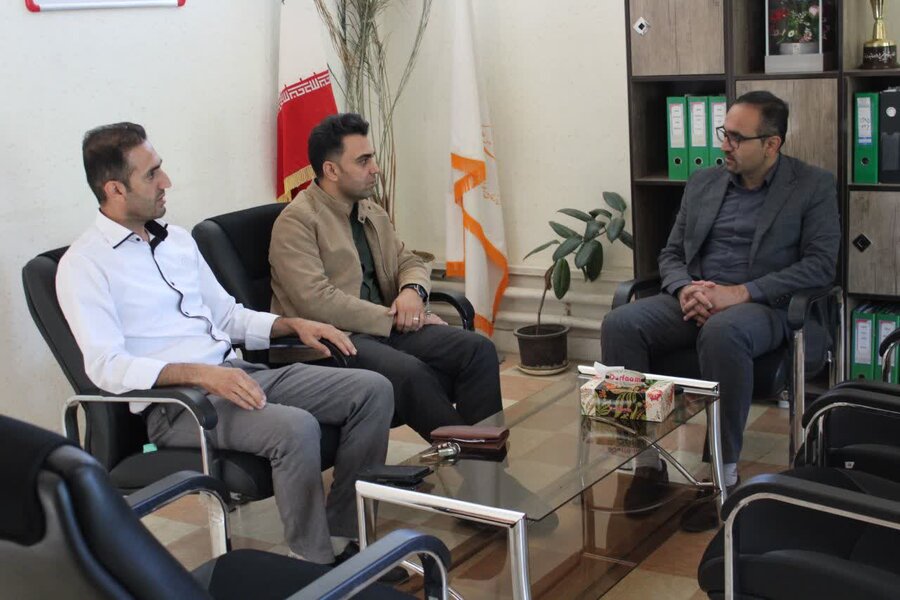 دیواندره | هماهنگی سپاه و بهزیستی برای اهدای ویلچر برقی به مددجو