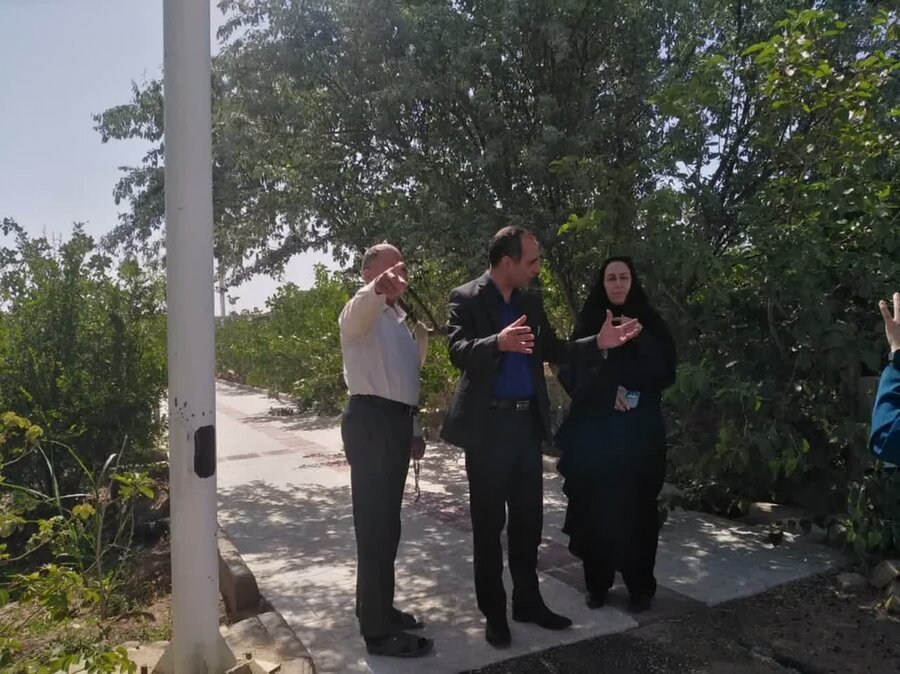 بازدید مدیرکل بهزیستی استان یزد از مجموعه فرهنگی تفریحی مرحوم وطنی در میبد