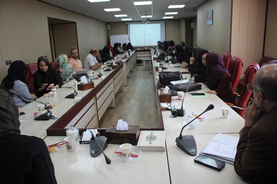 برگزاری جلسه ارزیابی عملکرد برنامه پیشگیری از تنبلی چشم در سال ۱۴۰۳