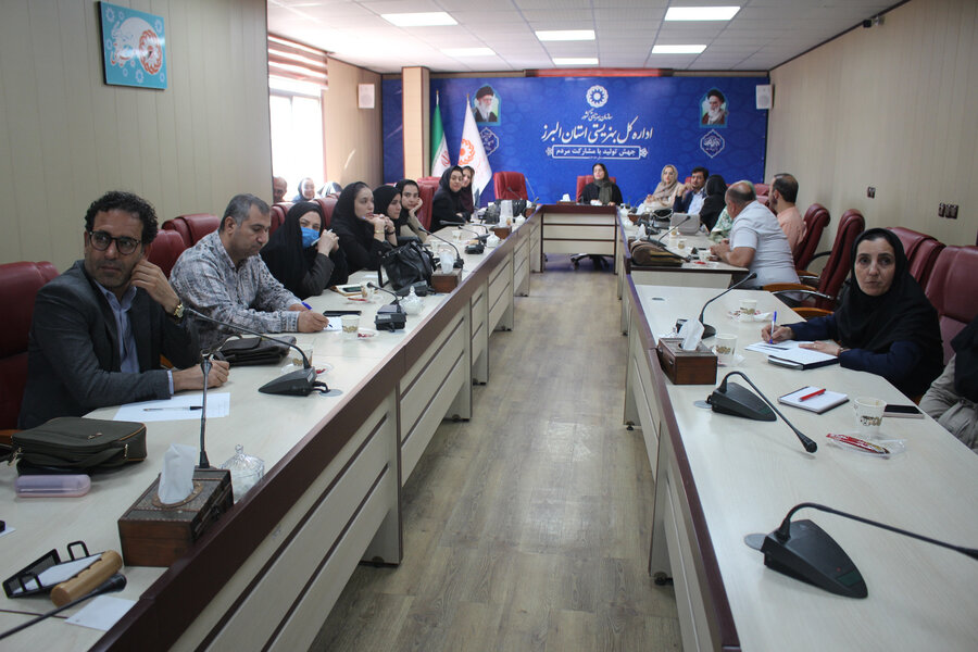 برگزاری جلسه ارزیابی عملکرد برنامه پیشگیری از تنبلی چشم در سال ۱۴۰۳