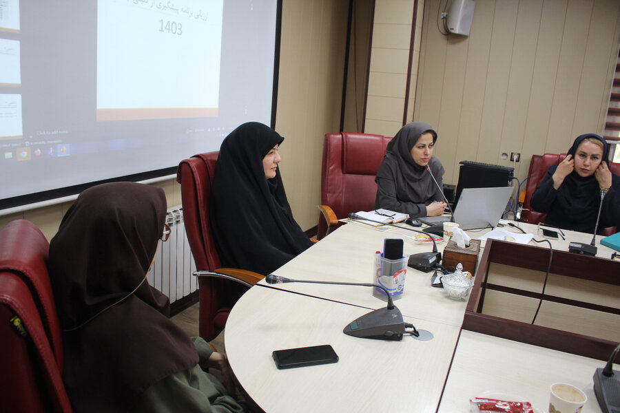 برگزاری جلسه ارزیابی عملکرد برنامه پیشگیری از تنبلی چشم در سال ۱۴۰۳