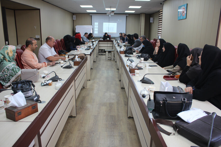 برگزاری جلسه ارزیابی عملکرد برنامه پیشگیری از تنبلی چشم در سال ۱۴۰۳