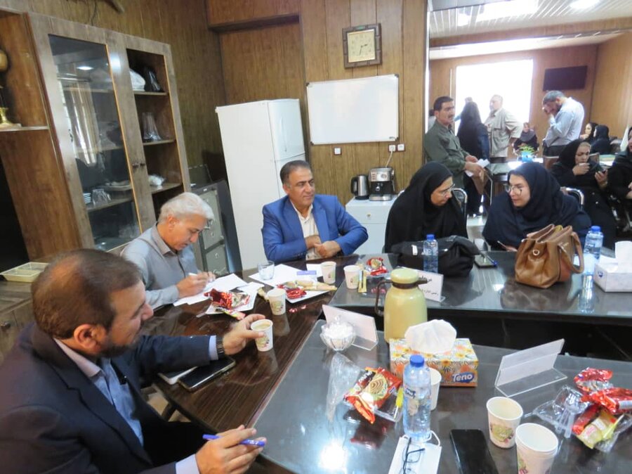ملاقات مردمی