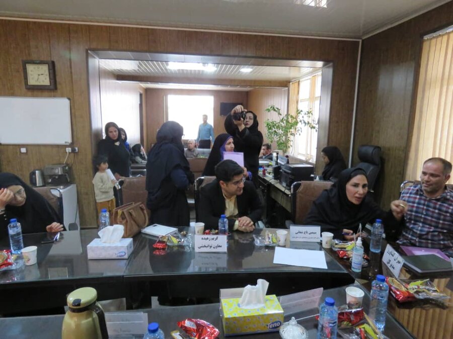ملاقات مردمی