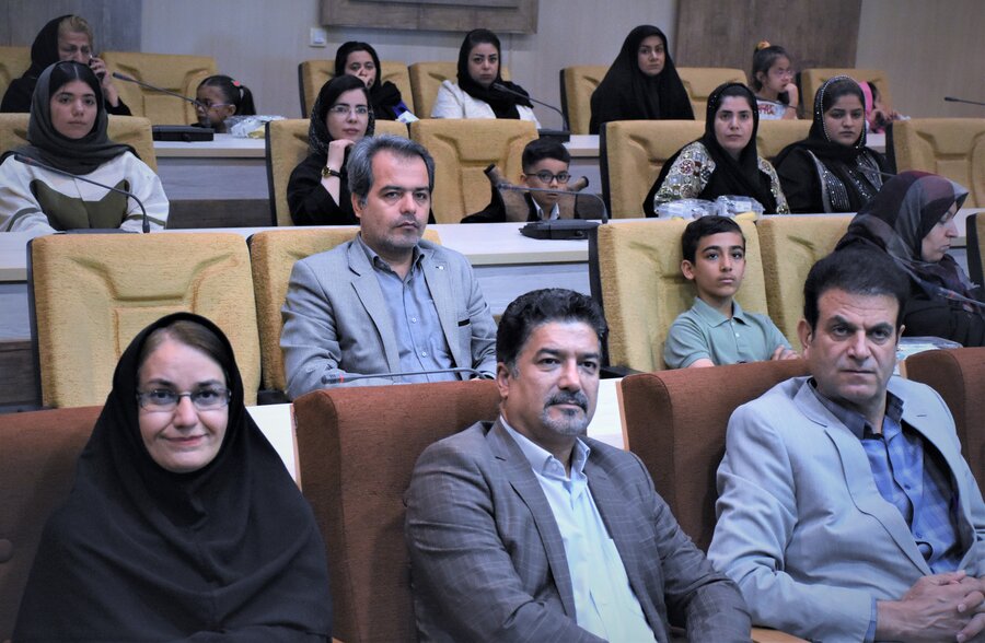 جشن شکرانۀ برنامۀ پیشگیری از تنبلی چشم جشن شکرانۀ برنامۀ پیشگیری از تنبلی چشم