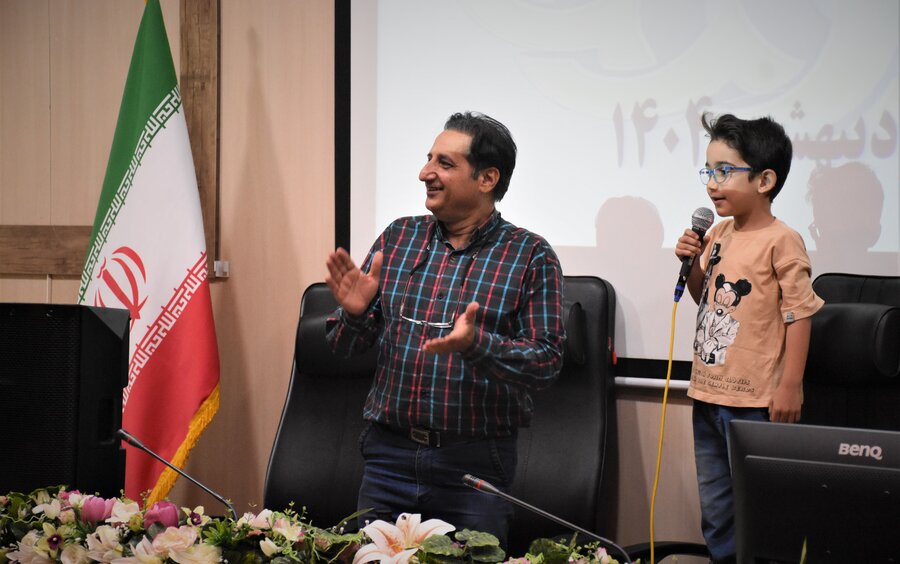 جشن شکرانۀ برنامۀ پیشگیری از تنبلی چشم جشن شکرانۀ برنامۀ پیشگیری از تنبلی چشم