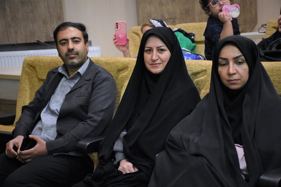 جشن شکرانۀ برنامۀ پیشگیری از تنبلی چشم جشن شکرانۀ برنامۀ پیشگیری از تنبلی چشم