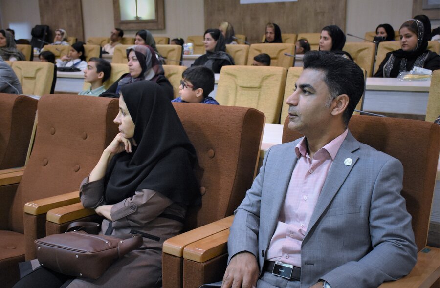 جشن شکرانۀ برنامۀ پیشگیری از تنبلی چشم جشن شکرانۀ برنامۀ پیشگیری از تنبلی چشم