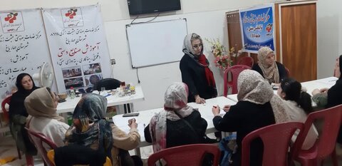 چهارباغ | دوره آموزشی شمع سازی برگزار شد