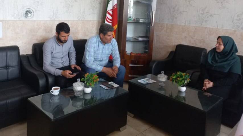 دیدار رئیس بهزیستی پلدشت با مسئول مشارکت های مردمی کمیته امداد امام خمینی(ره) شهرستان