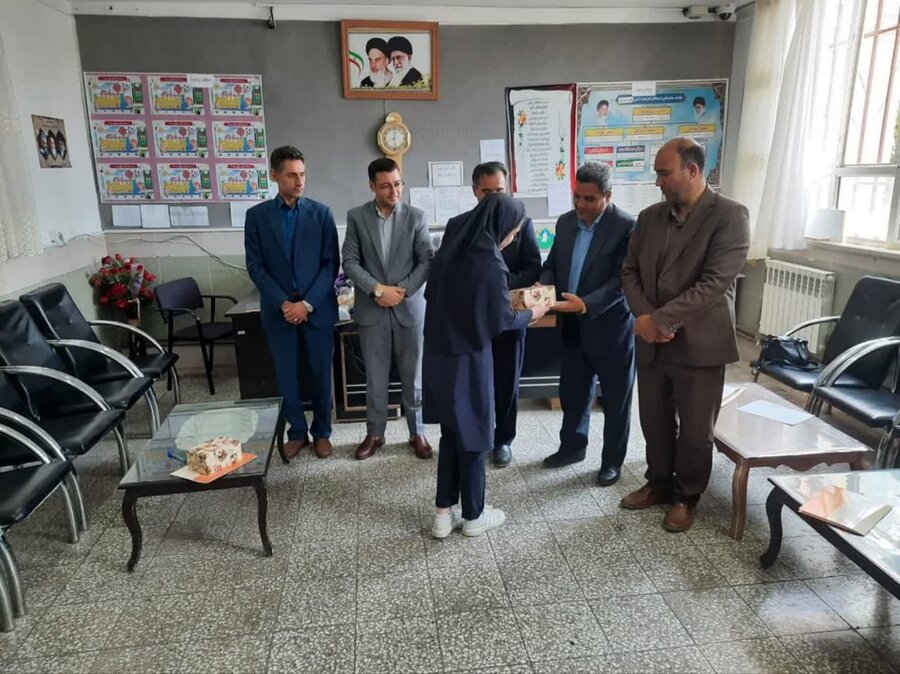 اصلاندوز| تجلیل از مدیران و معلمان در شهرستان اصلاندوز 