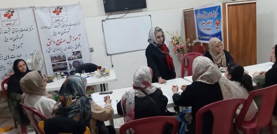 چهارباغ | دوره آموزشی شمع سازی برگزار شد