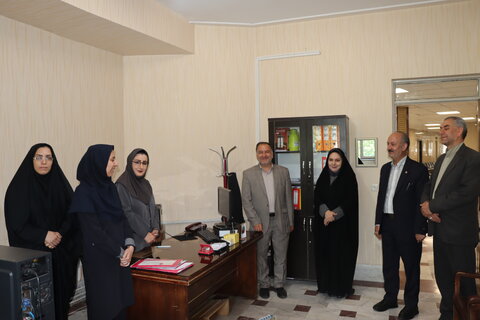 گزارش تصویری ا مراسم بدرقه رسمی دکتر محمود حسین‌آبادی برگزار شد