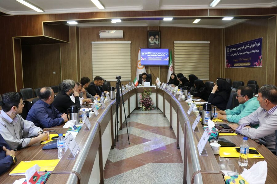 برگزاری دوره آموزشی توانمندسازی کارشناسان روابط عمومی بهزیستی آذربایجان‌غربی با محوریت خبرنویسی و مستندسازی در ارومیه