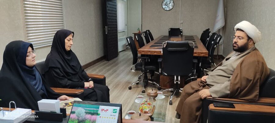 دیدار و نشست هم اندیشی اداره بهزیستی و دبیر امور مساجد در خصوص پویش ولیمه مهربانی حجاج