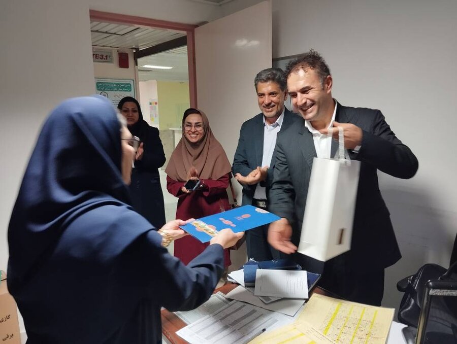 خراسان جنوبی- کسب عنوان برتر کشوری برنامه غربالگری شنوایی نوزادان توسط بهزیستی خراسان جنوبی طی سالیان متوالی نتیجه اجرای مطلوب این برنامه در استان است