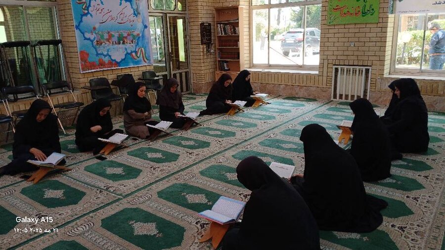 برپایی محفل انس با قرآن کریم