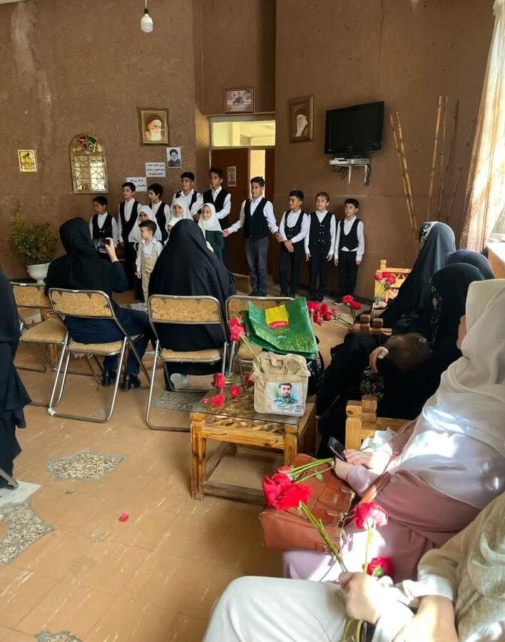 دیدار جمعی از کودکان کرمانشاهی با سالمندان
