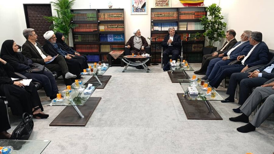 دیدار رئیس سازمان بهزیستی با نماینده ولی فقیه در استان هرمزگان