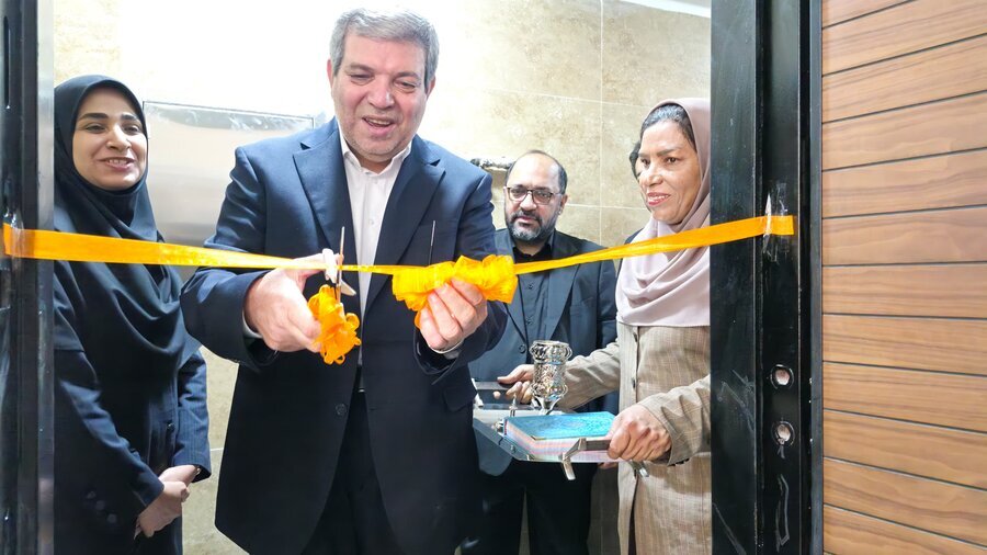 ببینیم|گزارش صدا و سیمای مرکز خلیج فارس از واگذاری ۳۵۸ واحد مسکونی به مددجویان بهزیستی هرمزگان با حضور رئیس سازمان بهزیستی کشور