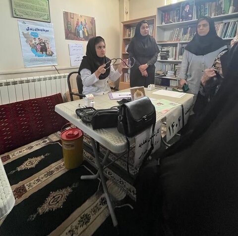 میز خدمت در شهر مهستان و در محل مسجد امام حسن مجتبی (ع) برگزار شد