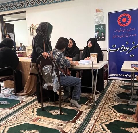 میز خدمت در شهر مهستان و در محل مسجد امام حسن مجتبی (ع) برگزار شد