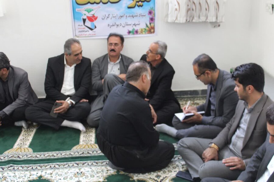 دیواندره | استقرار میز خدمت بهزیستی در شهرک گلشن