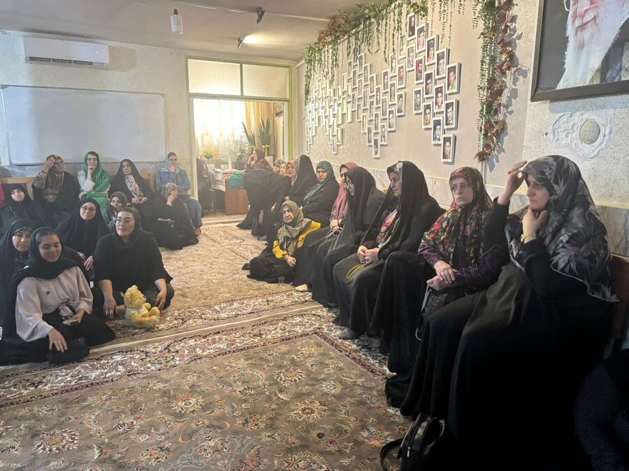 برگزاری کارگاه‌های آموزش زندگی خانواده با محوریت جوانی جمعیت و فرزندآوری در مساجد و پایگاه‌های بسیج استان البرز