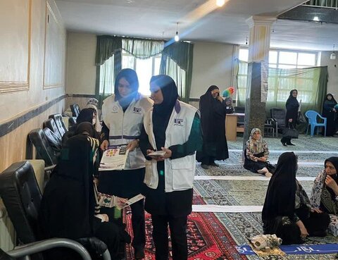 حضور تیم اورژانس اجتماعی نجات بهزیستی شهرستان در نماز جمعه کمالشهر