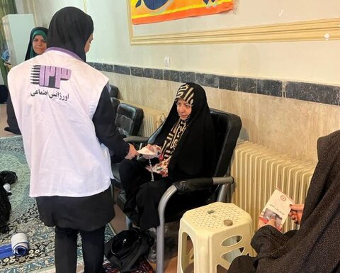 حضور تیم اورژانس اجتماعی نجات بهزیستی شهرستان در نماز جمعه کمالشهر