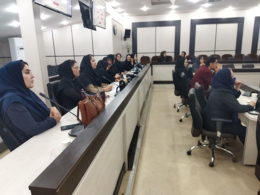 برگزاری دوره تخصصی درمان مبتنی بر پذیرش و تعهد (ACT) در بهزیستی سنندج