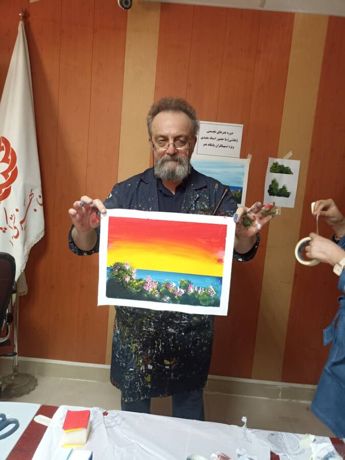 کارگاه ۶ روزه هنردرمانی در بهزیستی کردستان برگزار شد