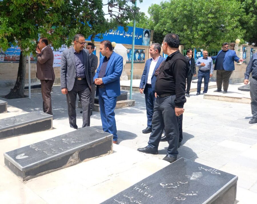 دیواندره | غبارروبی مزار شهدا به مناسبت چله خدمت