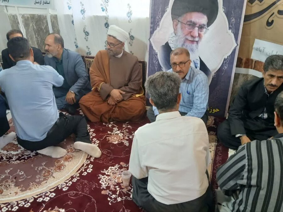 برپایی میز خدمت بهزیستی در روستای کاکو شهرستان دهگلان 