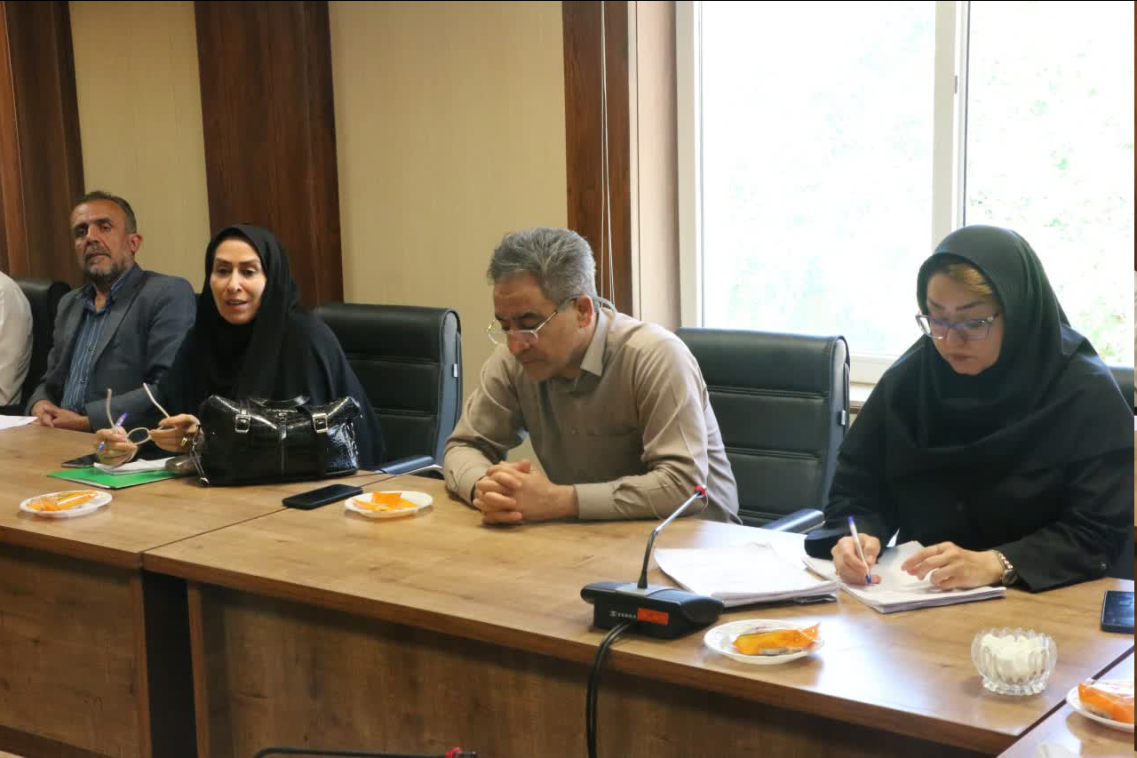 با اتحاد و تغییر نگاه، مسیر تحول سازمانی را هموار میکنیم / صیانت از تلاش های همکاران، اولویت نخست در ارزیابیهاست