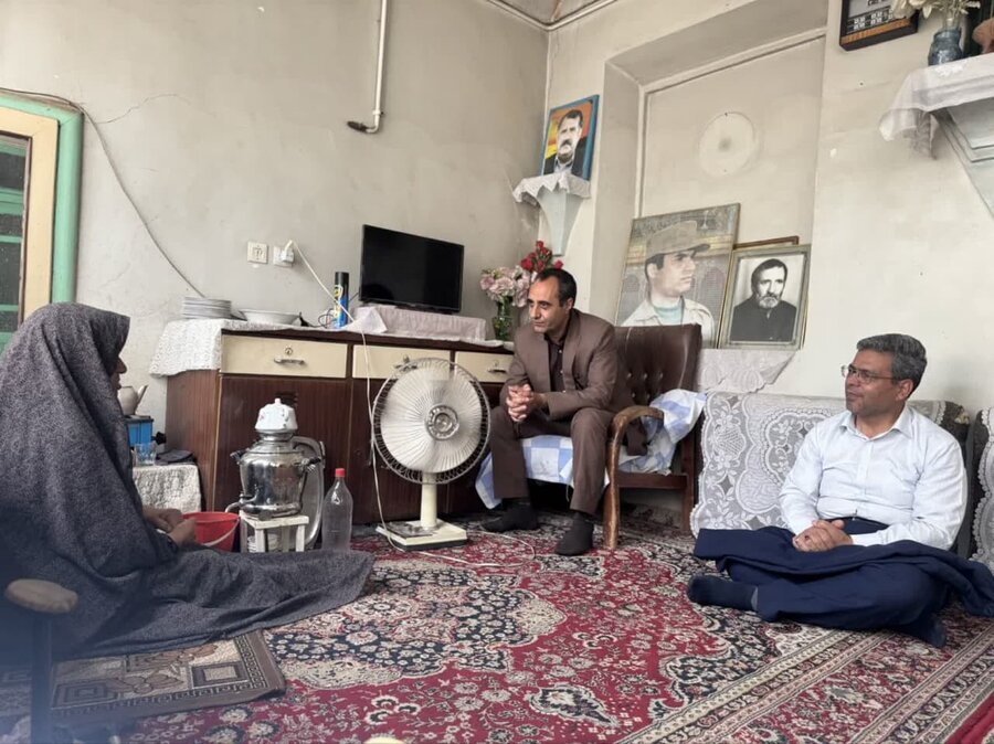 بازدید خانواده شهید